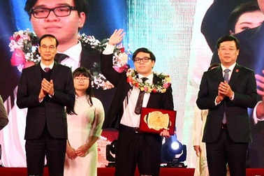 Nam sinh 2 lần giành HCV Olympic Hoá học quốc tế là Gương mặt trẻ Thủ đô 2018
