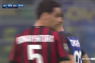 Inter 3-2 AC Milan: Cú hattrick của Icardi