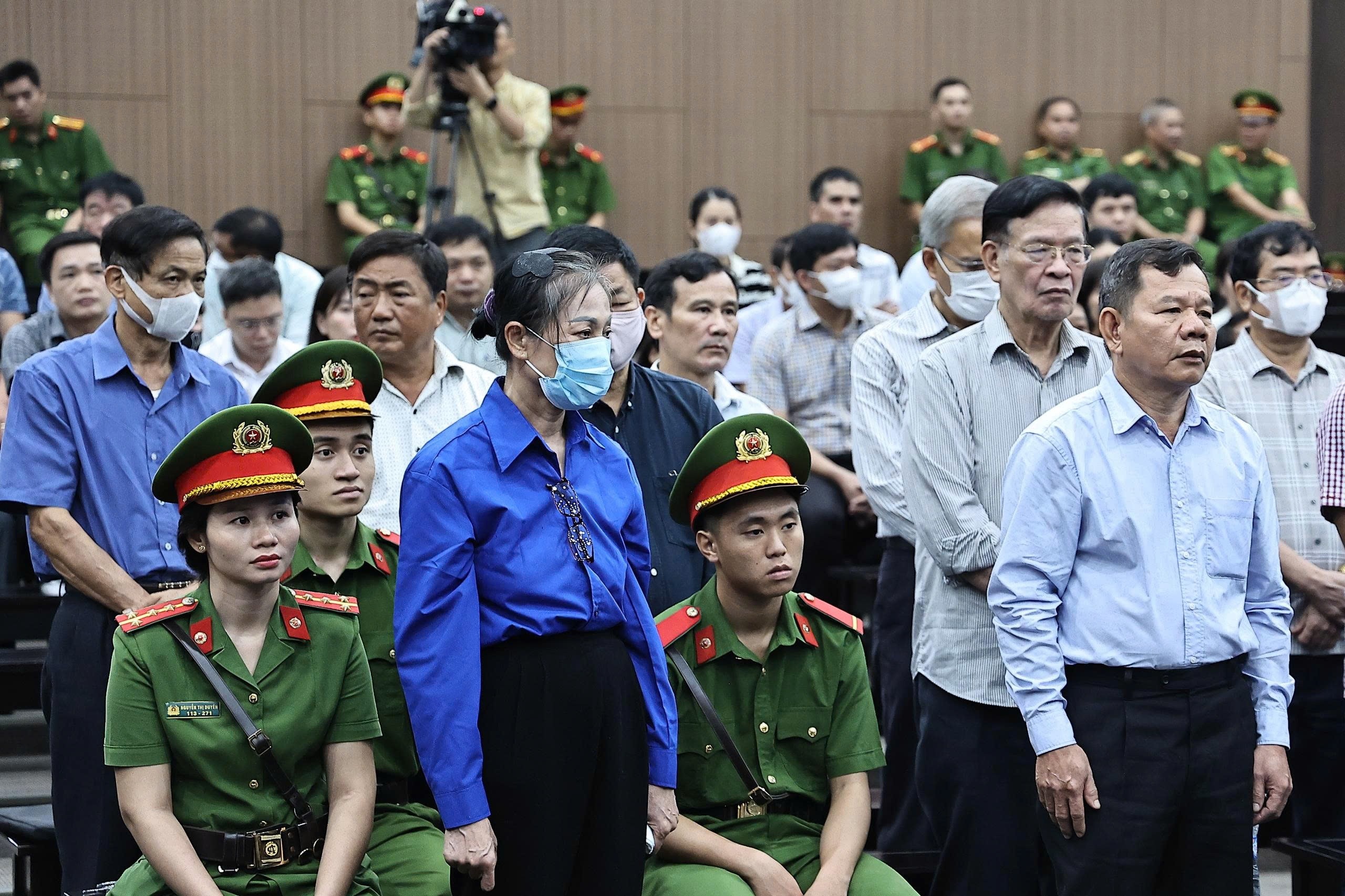 Hậu Pháo khai về mối quan hệ đặc biệt với cựu Phó Bí thư Vĩnh Phúc - 2 Hậu Pháo khai về mối quan hệ đặc biệt với cựu Phó Bí thư Vĩnh Phúc - 2