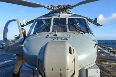Mỹ bán 12 trực thăng tấn công cho Australia sau thỏa thuận tàu ngầm lịch sử