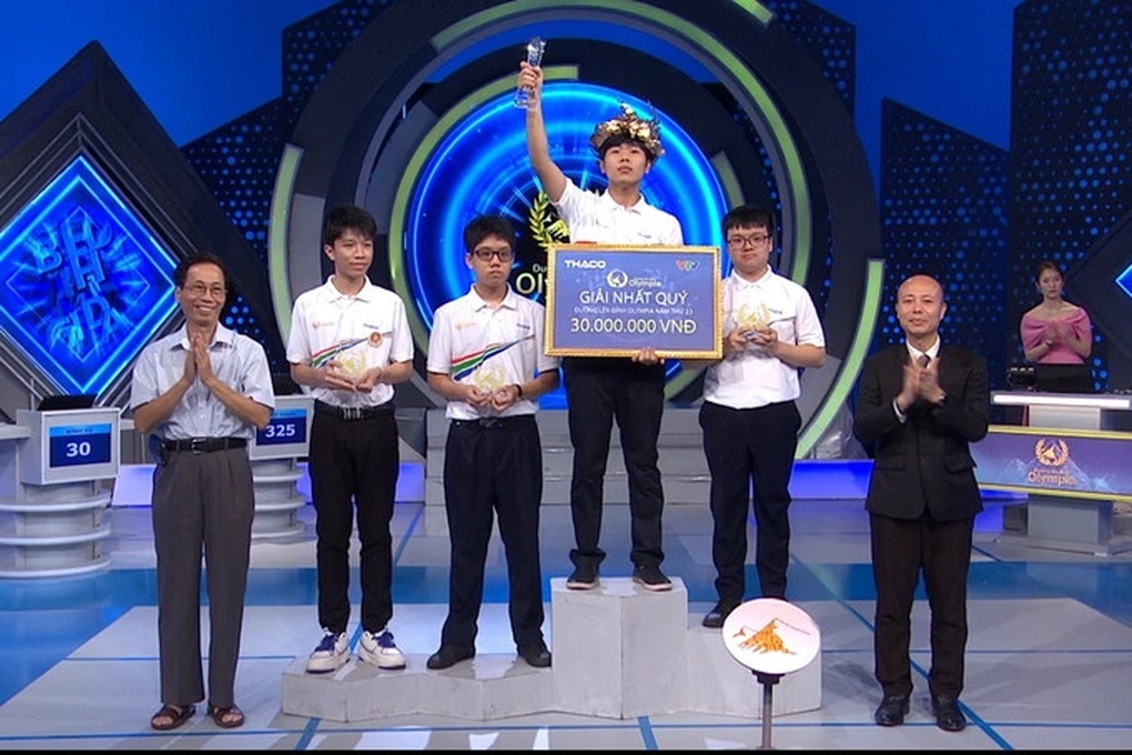 Nam sinh Thanh Hóa giành vé chơi chung kết Đường lên đỉnh Olympia 2023 - 4 Nam sinh Thanh Hóa giành vé chơi chung kết Đường lên đỉnh Olympia 2023 - 4