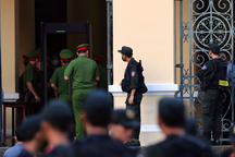 An ninh phiên xét xử bà Nguyễn Phương Hằng được siết chặt