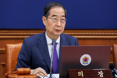 Thủ tướng Hàn Quốc và loạt cố vấn tổng thống xin từ chức