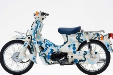 Ngắm xe Honda Cub 50 sơn độc