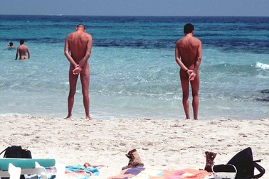 Du khách Anh thích du lịch khỏa thân