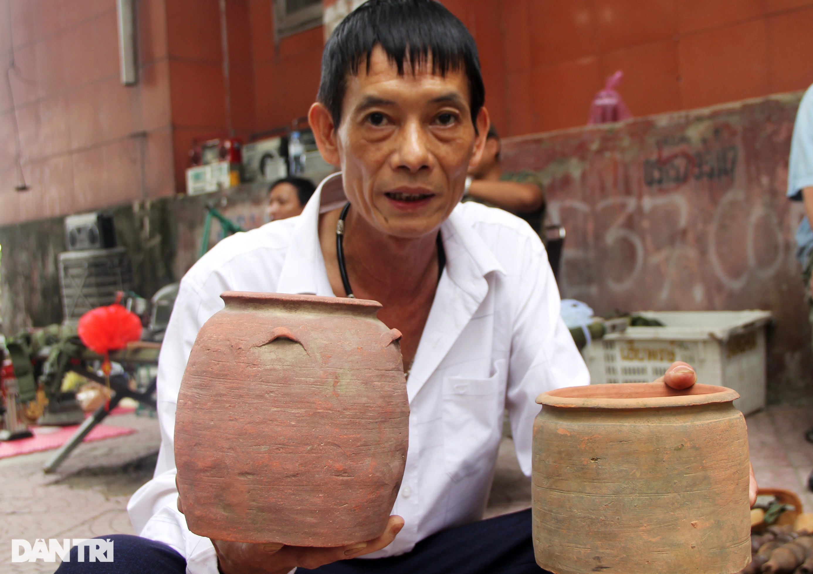 Khám phá khu chợ đồ cổ độc nhất ở Nghệ An - 4