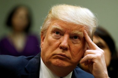 Tỷ lệ ủng hộ Tổng thống Trump giảm kỷ lục