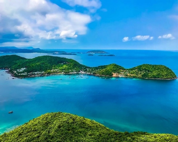 Đảo Phú Quốc (Kiên Giang): Đảo lớn nhất Việt Nam & Thành phố đảo đầu tiên của Việt Nam.