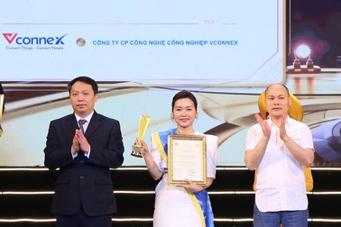 Sau 19 năm, lần đầu tiên Sao Khuê trao giải nền tảng công nghệ nhà thông minh Việt