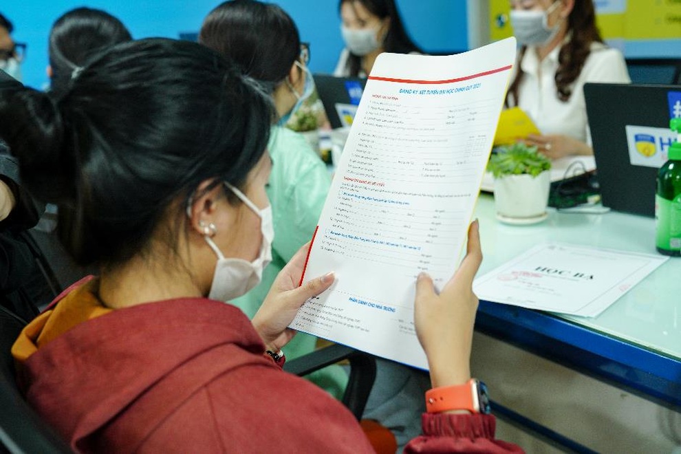 Phương thức xét tuyển học bạ tại HUTECH nhận hồ sơ đợt 2 đến 30/6 - 1 Phương thức xét tuyển học bạ tại HUTECH nhận hồ sơ đợt 2 đến 30/6 - 1