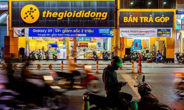 Đại gia Thế Giới Di Động và áp lực hơn 4.000 tỷ đồng - 1 Đại gia Thế Giới Di Động và áp lực hơn 4.000 tỷ đồng - 1