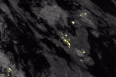 Ấn tượng hàng nghìn tia chớp diễn ra cùng lúc trên bầu trời châu Âu