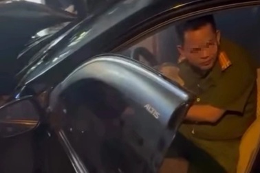 Vụ ô tô tông 10 xe máy ở Bắc Ninh: Tài xế là công an, có nồng độ cồn