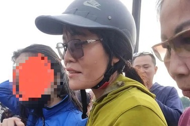 Khen thưởng đột xuất cô giáo lao mình xuống sông cứu người nhảy cầu