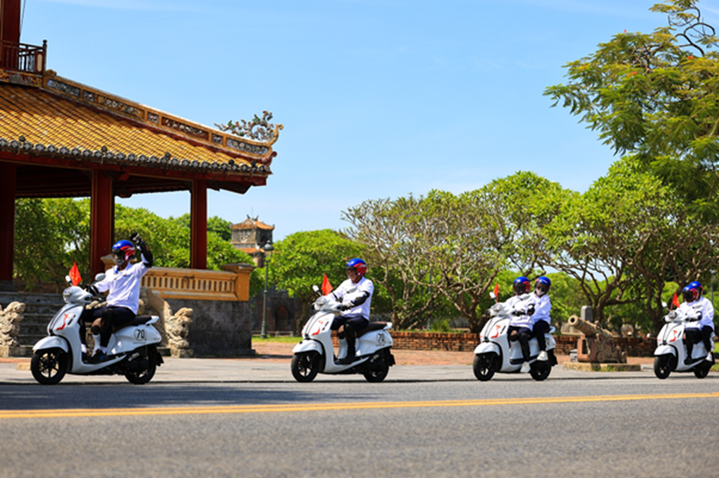 Phụ nữ hiện đại: Chủ động, dám yêu và tỏa sáng - 5 Phụ nữ hiện đại: Chủ động, dám yêu và tỏa sáng - 5
