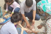 Nhọc nhằn nghề săn nấm cả triệu đồng một kg ở Tây Bắc