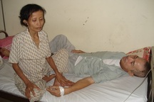 Căn nhà 6m2 và 3 mảnh đời trước "bão"