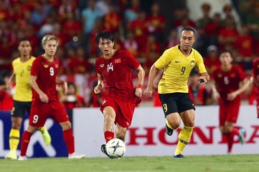 HLV Malaysia than phiền khi gặp bất lợi so với đội tuyển Việt Nam