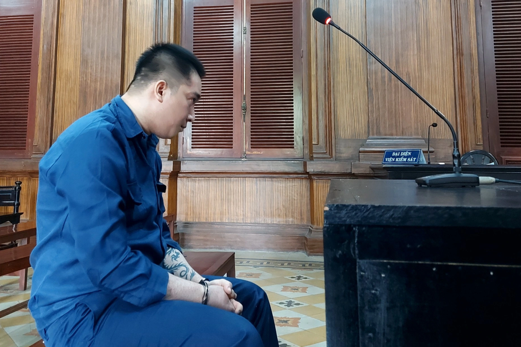 Sát hại chủ quán cà phê đèn mờ sau khi vui vẻ - 1 Sát hại chủ quán cà phê đèn mờ sau khi vui vẻ - 1