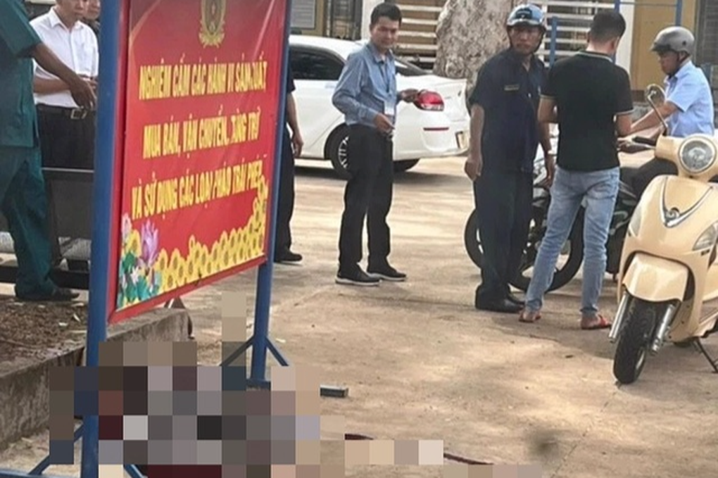 Một người ở Đồng Nai bị đâm tử vong tại UBND xã - 1 Một người ở Đồng Nai bị đâm tử vong tại UBND xã - 1