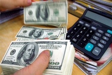 Giá USD giảm sâu sau phiên tăng kịch trần