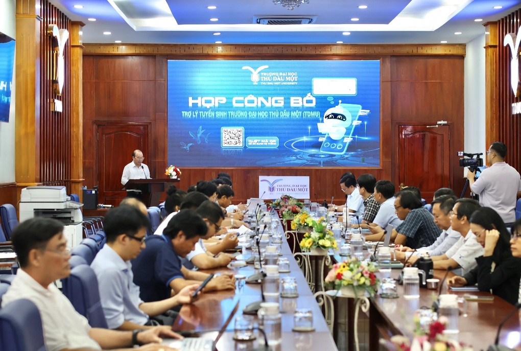Trường Đại học Thủ Dầu Một tuyển sinh 40 ngành với 4 phương thức xét tuyển - 1 Trường Đại học Thủ Dầu Một tuyển sinh 40 ngành với 4 phương thức xét tuyển - 1