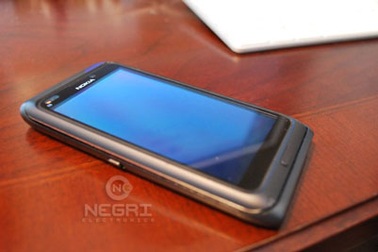 Điện thoại Nokia N9 lộ diện