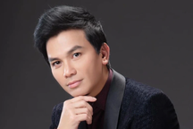 Mạnh Quỳnh: "Họ không chấp nhận tôi song ca với ai khác ngoài Phi Nhung"