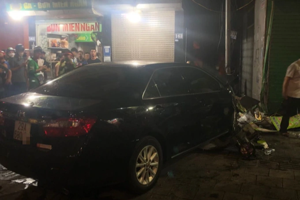 Giám đốc Công an Hà Nội chỉ đạo xử lý nghiêm vụ xe Camry đâm chết người - 3 Giám đốc Công an Hà Nội chỉ đạo xử lý nghiêm vụ xe Camry đâm chết người - 3