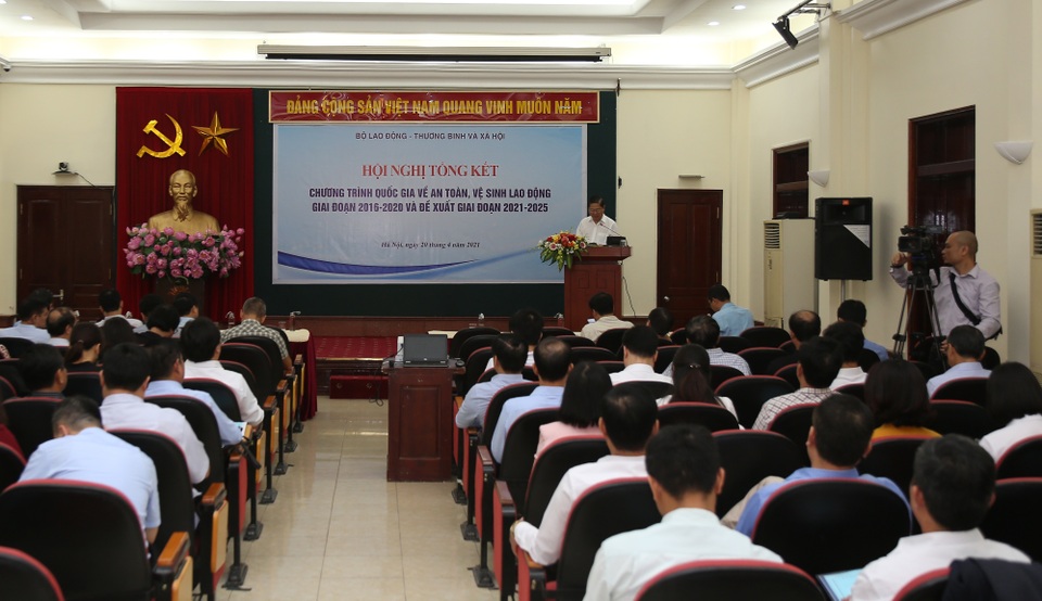 Tai nạn lao động chết người ở Việt Nam giai đoạn 2016 - 2020 giảm gần 17% - 2 Tai nạn lao động chết người ở Việt Nam giai đoạn 2016 - 2020 giảm gần 17% - 2
