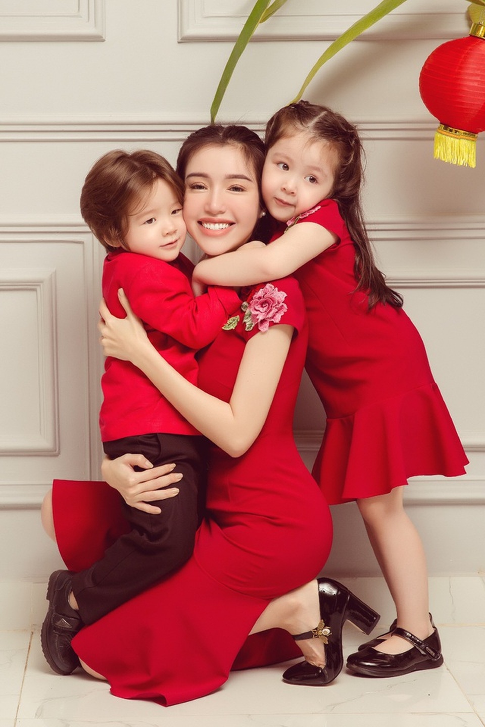 Elly Trần bóng gió nói về đàn ông ngoại tình giữa nghi vấn bị chồng “cắm sừng” - 4 Elly Trần bóng gió nói về đàn ông ngoại tình giữa nghi vấn bị chồng “cắm sừng” - 4