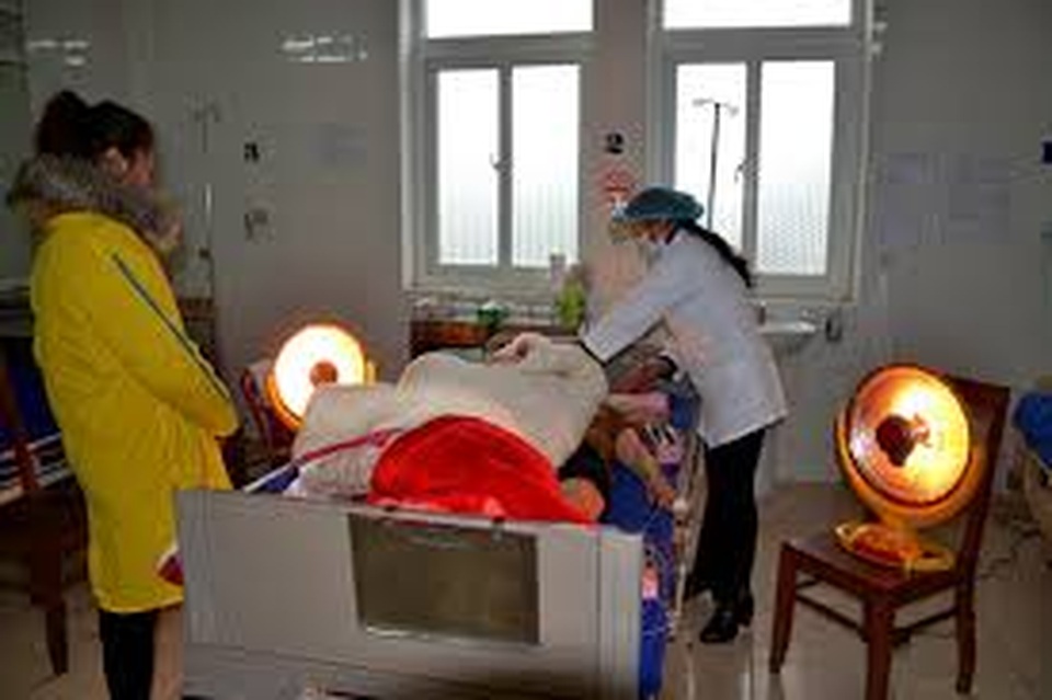 Lào Cai: Chủ động phòng chống rét cho bệnh nhân - 1