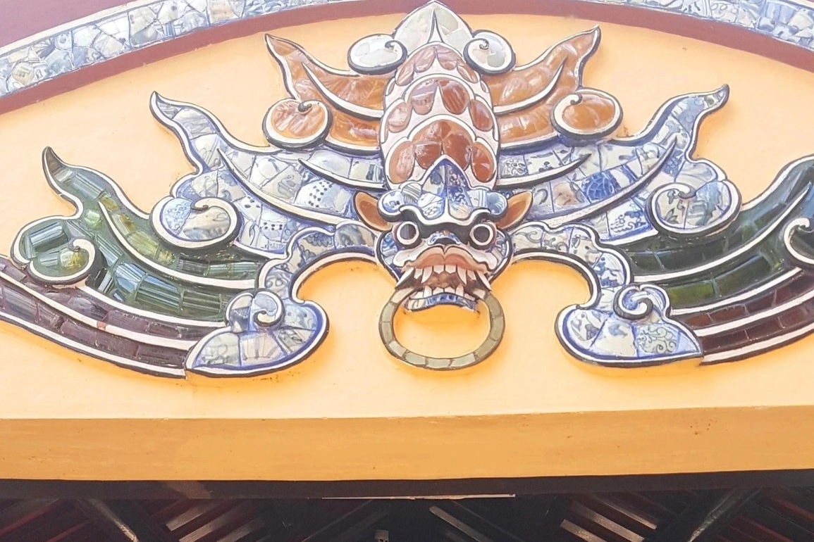 Hình ảnh cầu ngói hơn 250 năm tuổi vừa được trùng tu ở đất cố đô - 3 Hình ảnh cầu ngói hơn 250 năm tuổi vừa được trùng tu ở đất cố đô - 3
