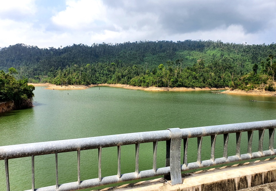 Phượt trên cung đường Đông Trường Sơn mùa con ong đi lấy mật - 4 Phượt trên cung đường Đông Trường Sơn mùa con ong đi lấy mật - 4
