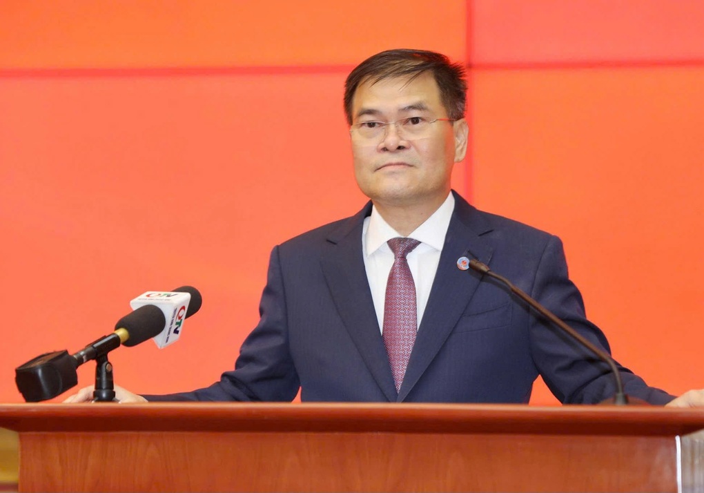 Ông Bùi Văn Khắng được bầu làm Chủ tịch UBND tỉnh Quảng Ninh - 2