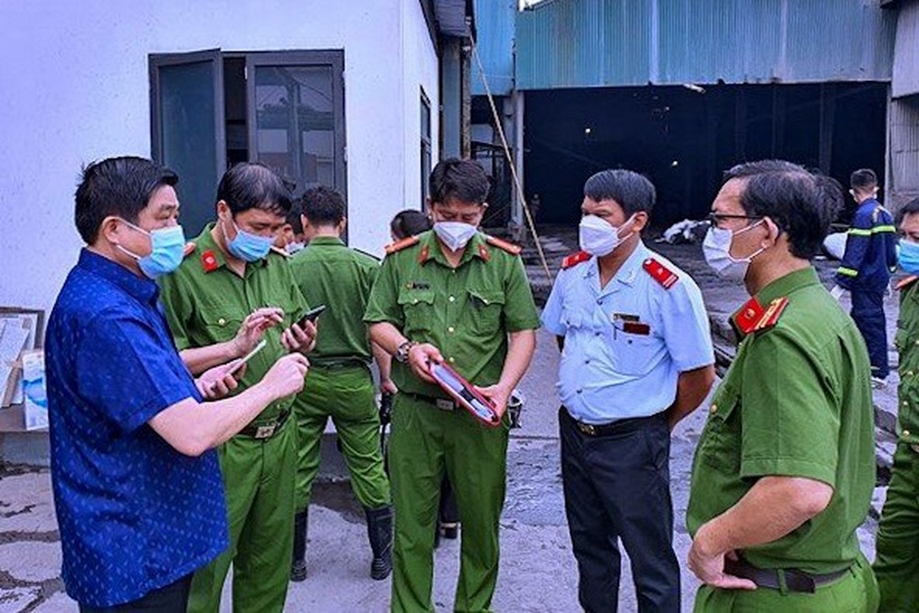Khẩn trương giải quyết chế độ cho các nạn nhân trong vụ ngạt khí ở Phú Thọ - 1 Khẩn trương giải quyết chế độ cho các nạn nhân trong vụ ngạt khí ở Phú Thọ - 1