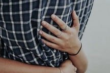 Nữ "chuyên gia" kiếm bộn tiền nhờ nghề độc đáo 'ôm trị liệu'