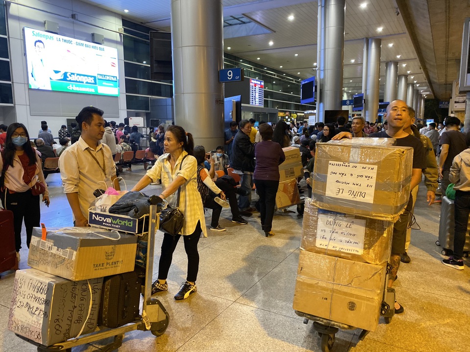 Hàng trăm khách Tây, Việt kiều xông đất TPHCM - 10 Hàng trăm khách Tây, Việt kiều xông đất TPHCM - 10