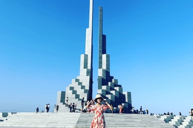 Tháp đôi Nghinh Phong - điểm check-in mới tại Phú Yên