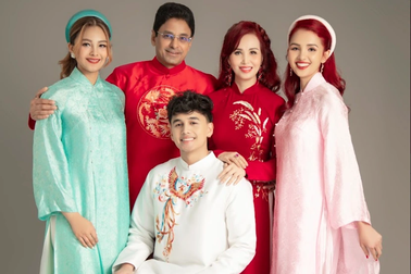 Hoa hậu Diệu Hoa hạnh phúc bên chồng con