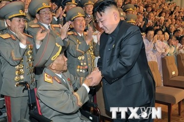 Nhà lãnh đạo Triều Tiên Kim Jong-Un viếng nguyên soái Ri Ul-sol