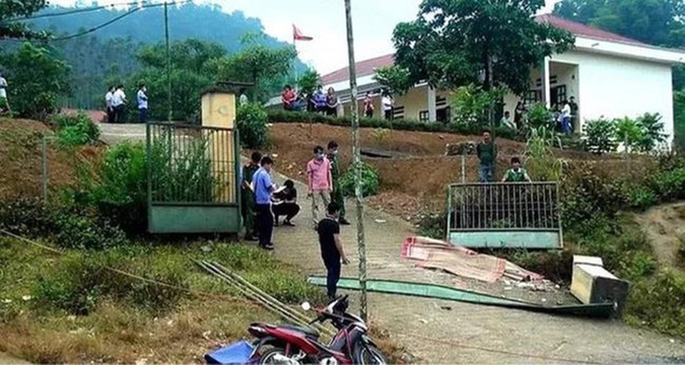 Sau vụ 3 học sinh tử vong: Rà soát toàn bộ cơ sở vật chất trường học - 1 Sau vụ 3 học sinh tử vong: Rà soát toàn bộ cơ sở vật chất trường học - 1