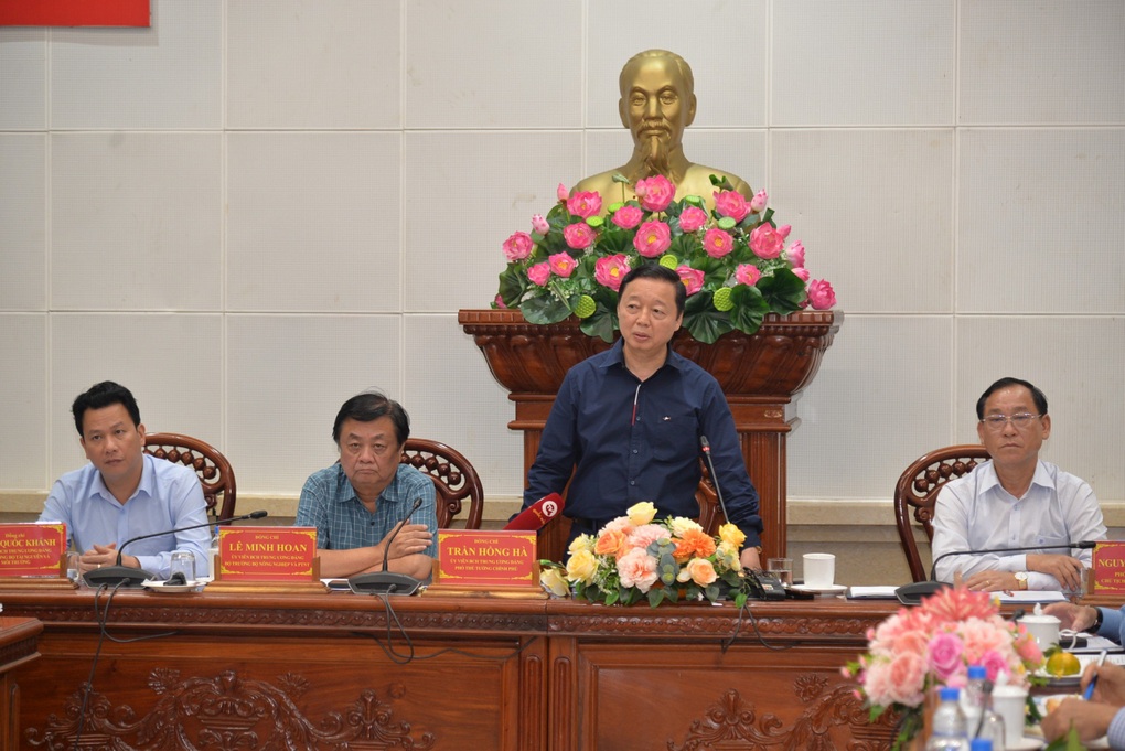 Không để người dân Tiền Giang thiếu nước sinh hoạt mùa khô, hạn - 1 Không để người dân Tiền Giang thiếu nước sinh hoạt mùa khô, hạn - 1