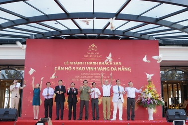 Ông chủ khách sạn dát vàng lớn nhất Việt Nam là ai?