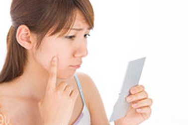 Rắc rối với mụn trứng cá