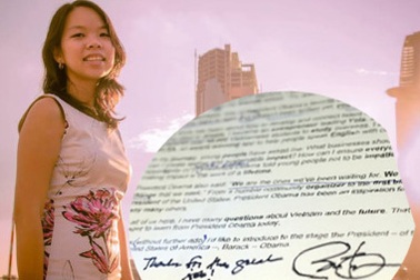Cô gái Việt bất ngờ được Tổng thống Obama ký tặng vào… bản nháp phát biểu
