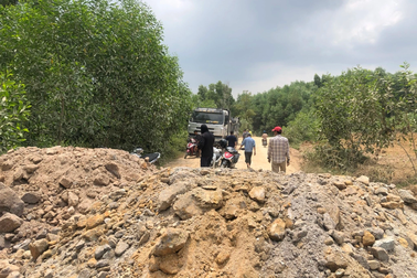 Doanh nghiệp từng "giam lỏng" phóng viên bị phạt gần 1 tỷ đồng