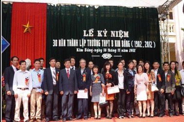 Trường THPT B Kim Bảng: 30 năm truyền thống hiếu học.