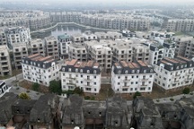 Tăng giá điên cuồng, hàng loạt biệt thự triệu đô vẫn vắng bóng người ở