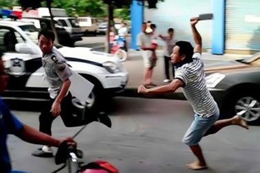 Khởi tố 9 người cùng họ hàng hỗn chiến gây náo loạn đường phố